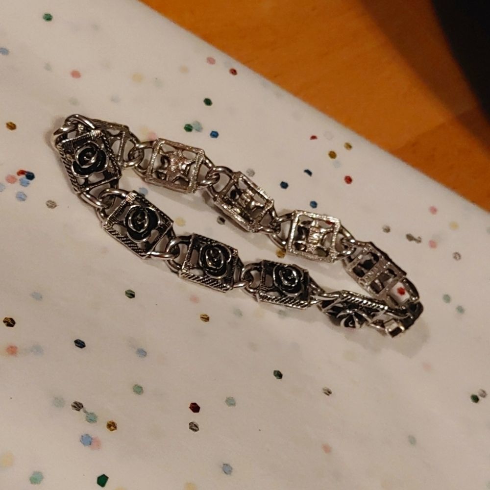 Vintage 1960s Sarah Conventry Clasp style Bracelet
